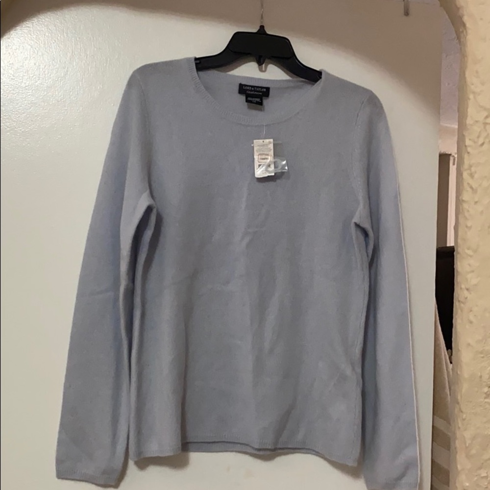 Brand new lord and Taylor cashmere sweater